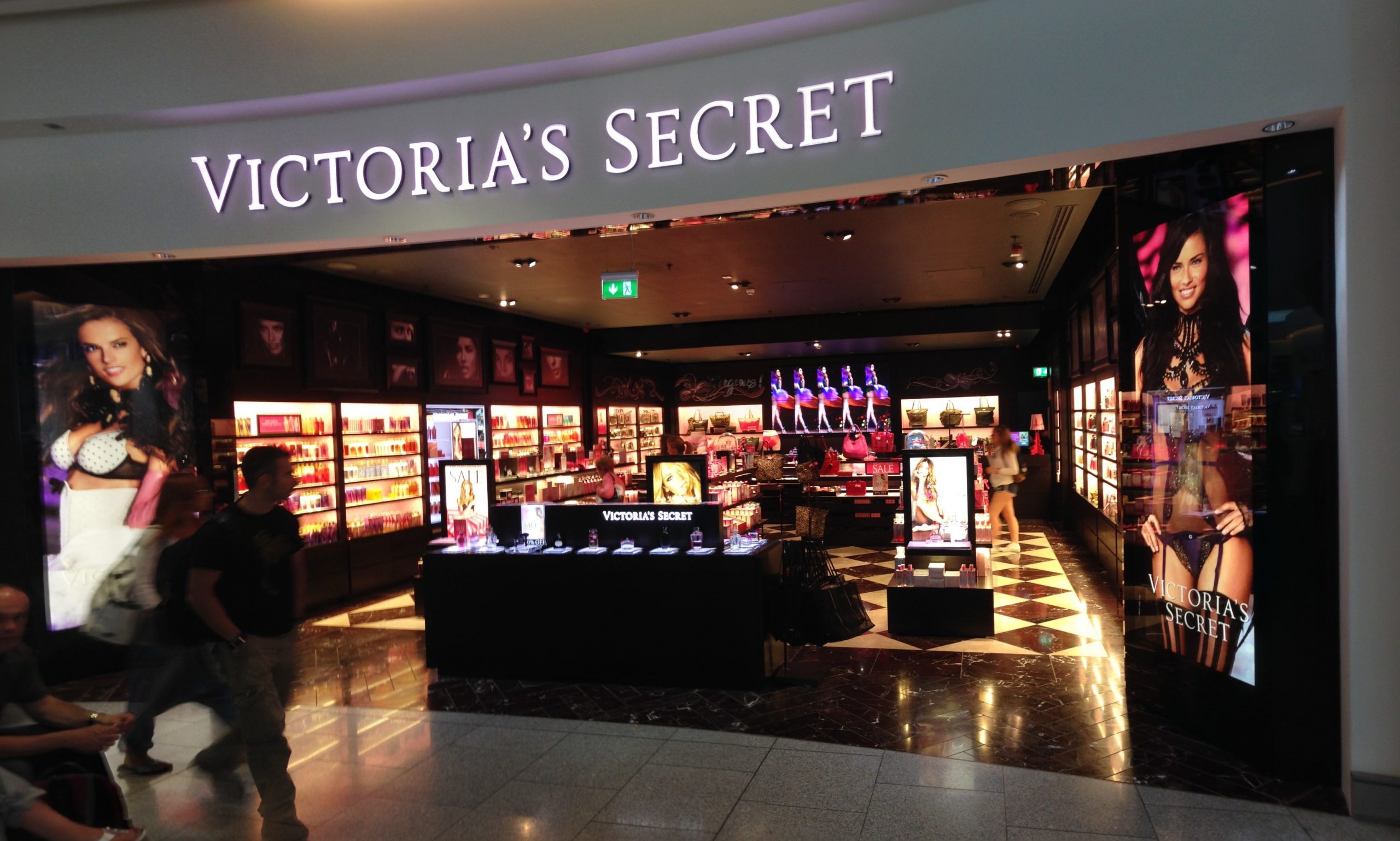 Victoria’s Secret plans 20 store closures | Retail Sector